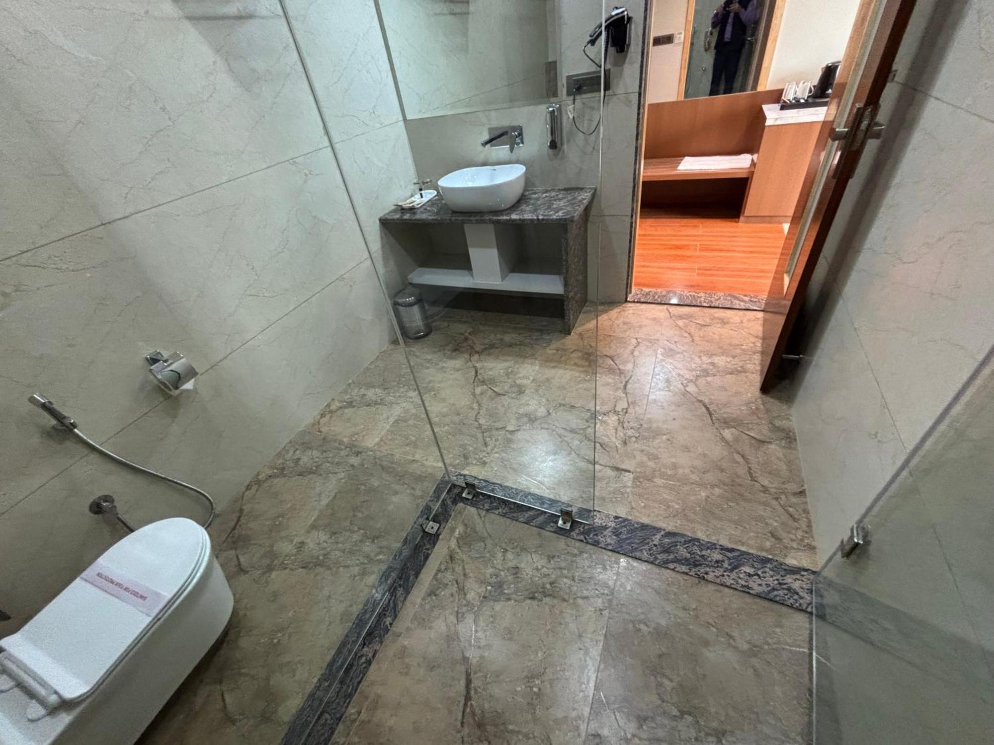 Hotel The Crown Inn Jhunjhunu Luaran gambar