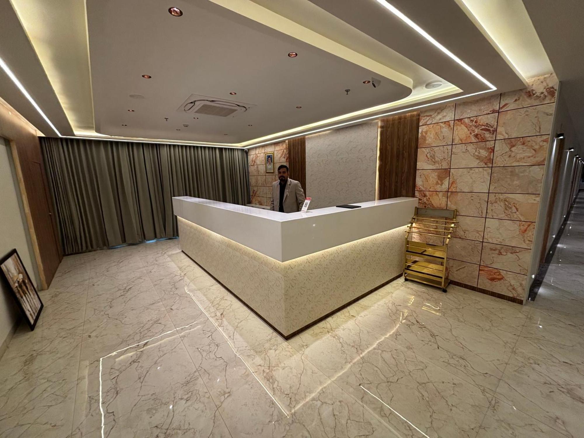 Hotel The Crown Inn Jhunjhunu Luaran gambar