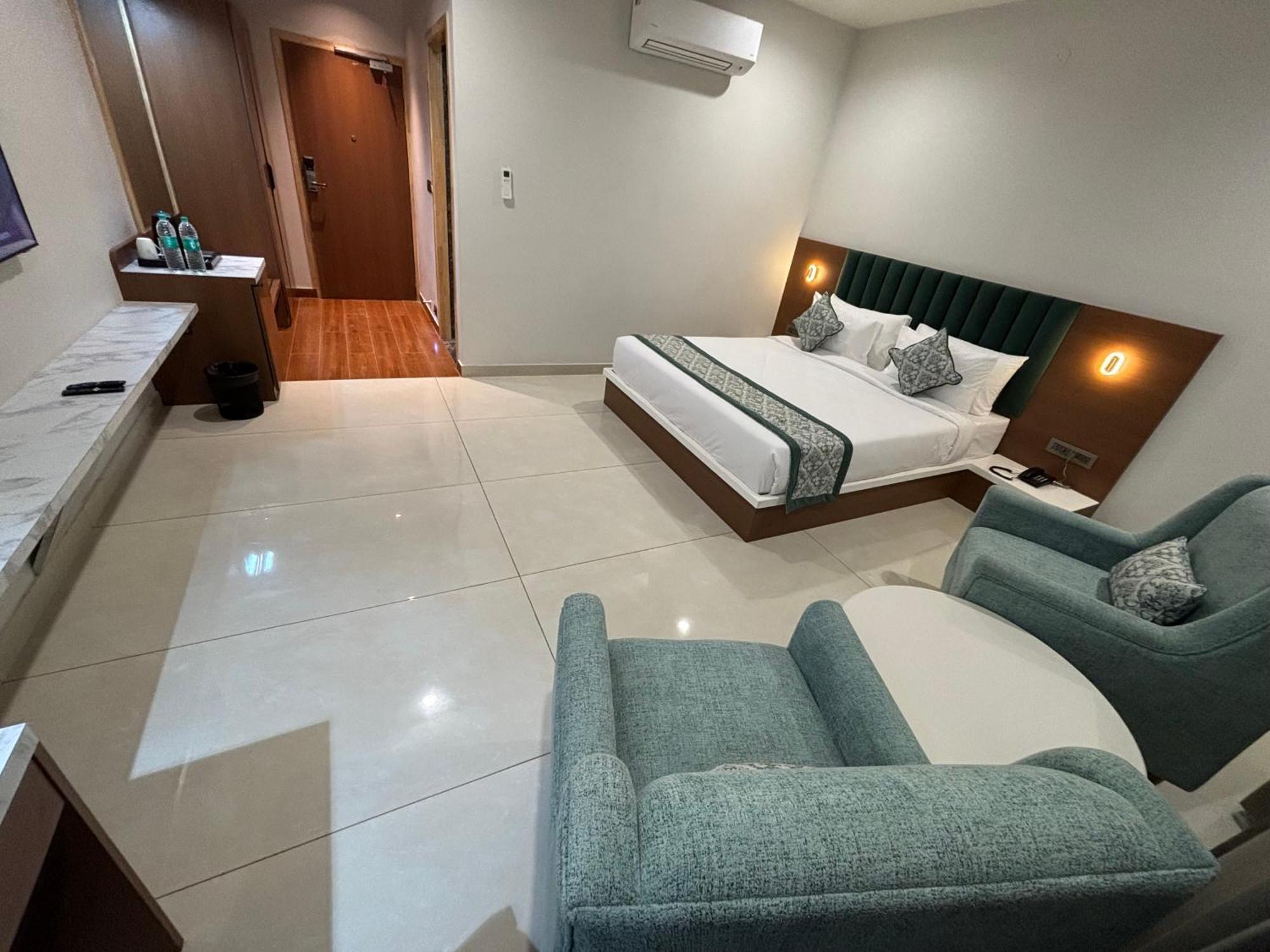 Hotel The Crown Inn Jhunjhunu Luaran gambar