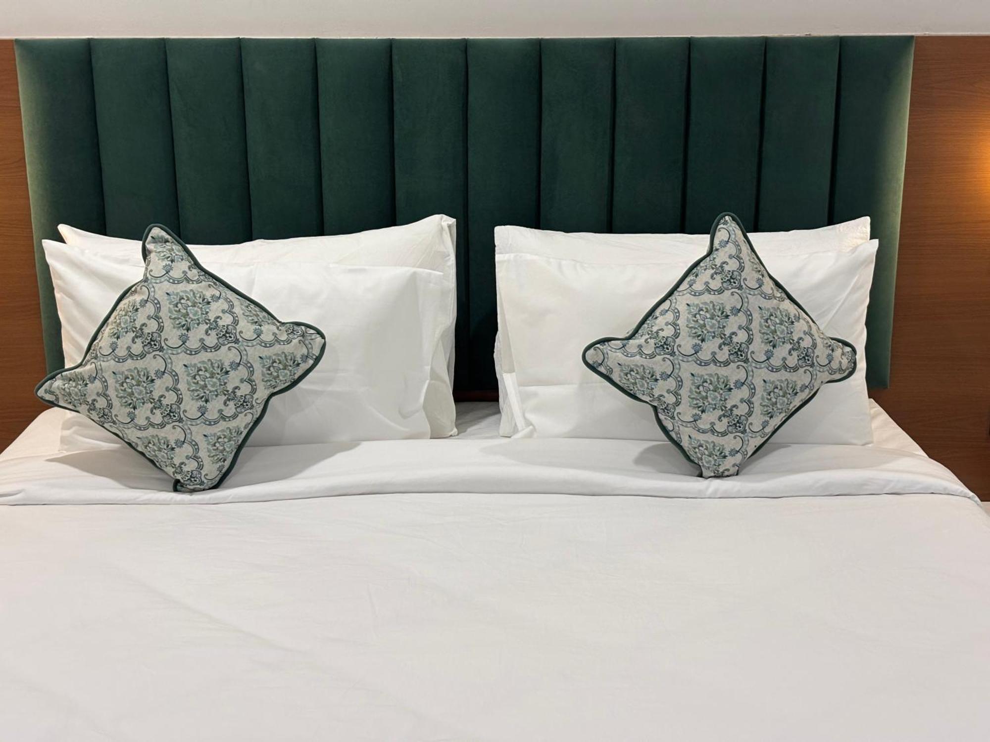 Hotel The Crown Inn Jhunjhunu Luaran gambar