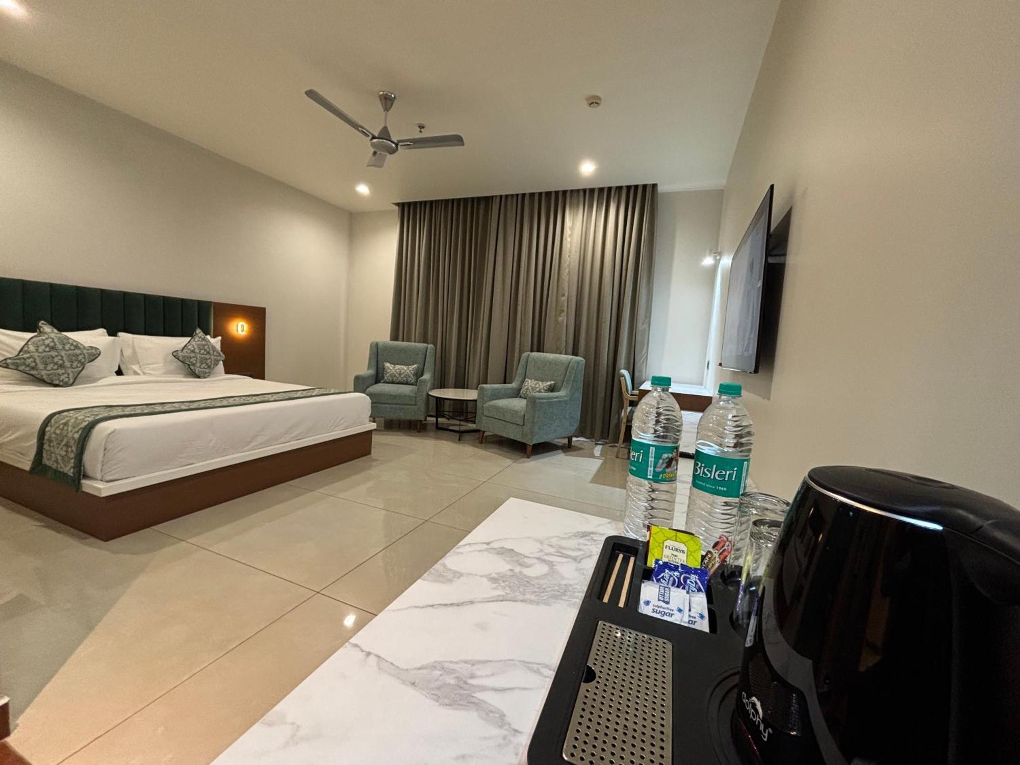Hotel The Crown Inn Jhunjhunu Luaran gambar